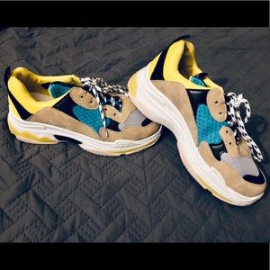 Fashion Nova Sneakers